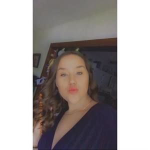 Meet your Posher, Brittney